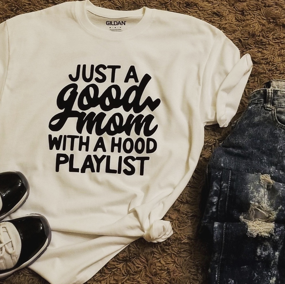 Good Mom Tee